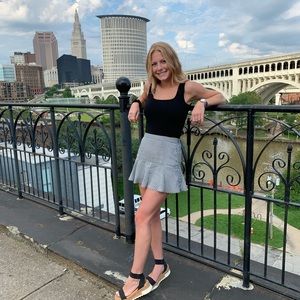 Meet your Posher, Libby